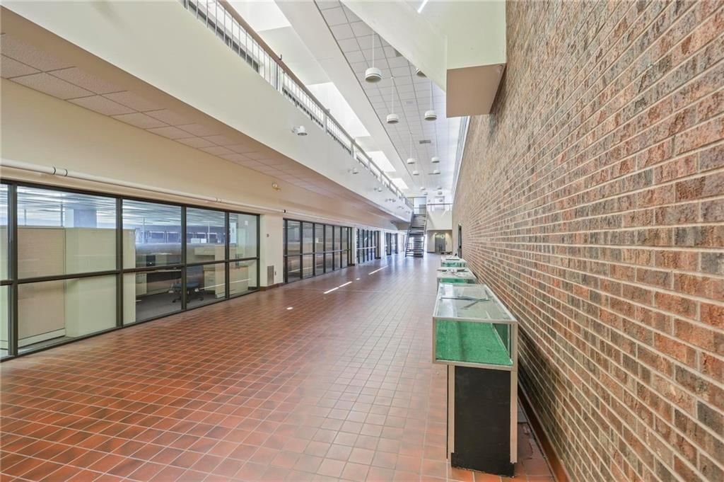 2801 S Horton Street — photo 11