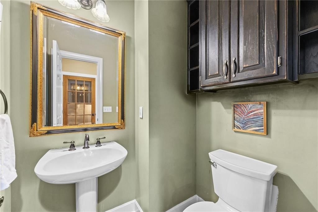2909 Harrison Avenue — photo 22