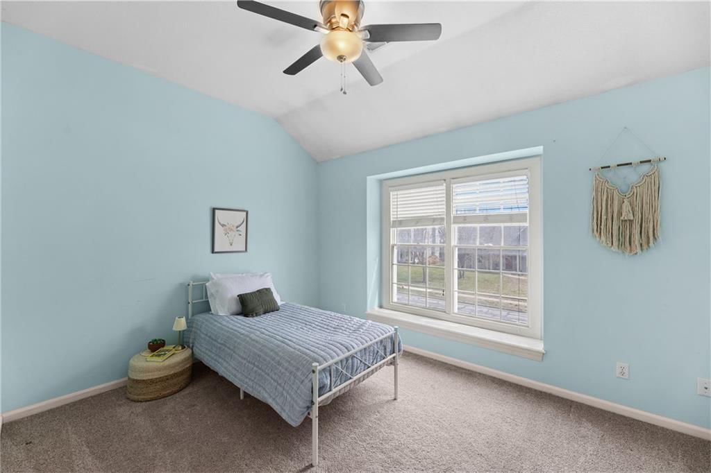 2909 Harrison Avenue — photo 30