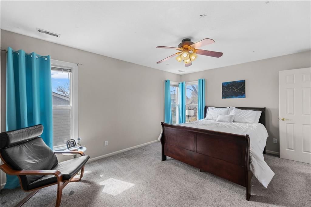 2909 Harrison Avenue — photo 36