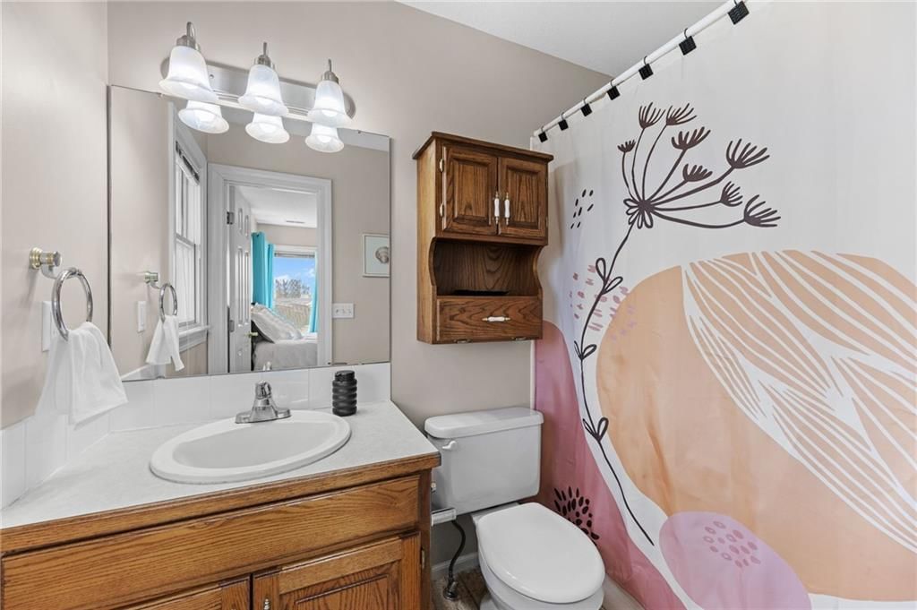 2909 Harrison Avenue — photo 38
