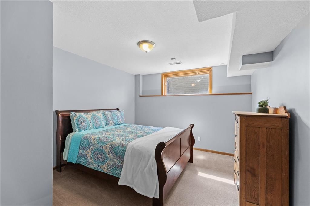2909 Harrison Avenue — photo 43