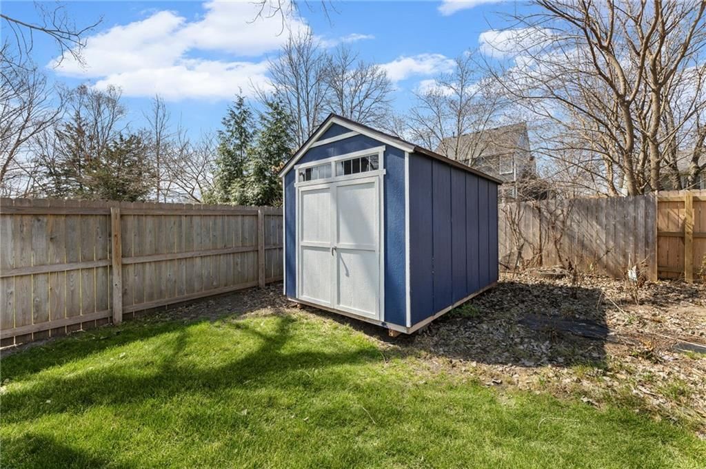 2909 Harrison Avenue — photo 49