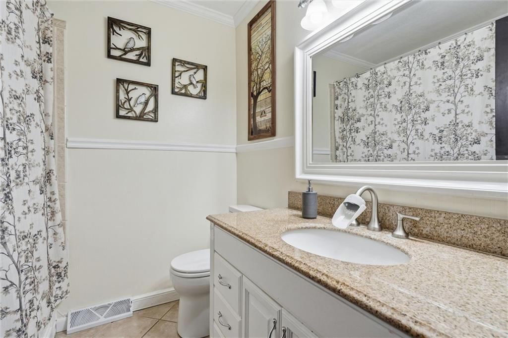 12200 Hollingsworth Road — photo 15