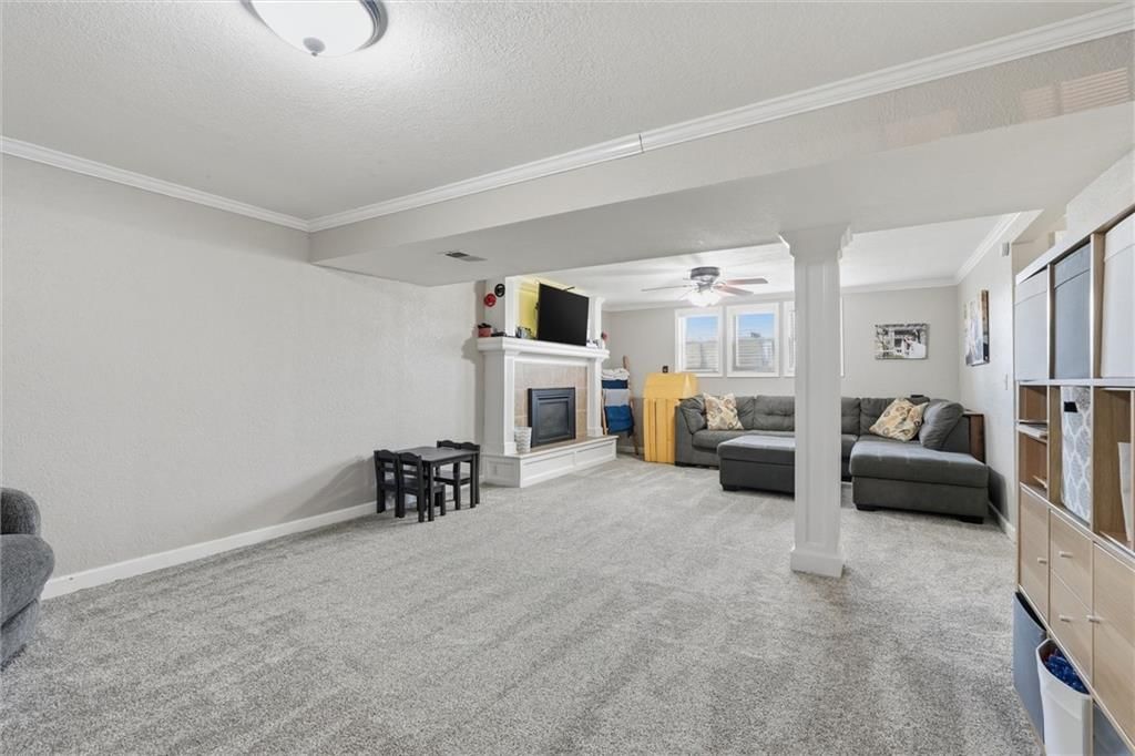 12200 Hollingsworth Road — photo 17
