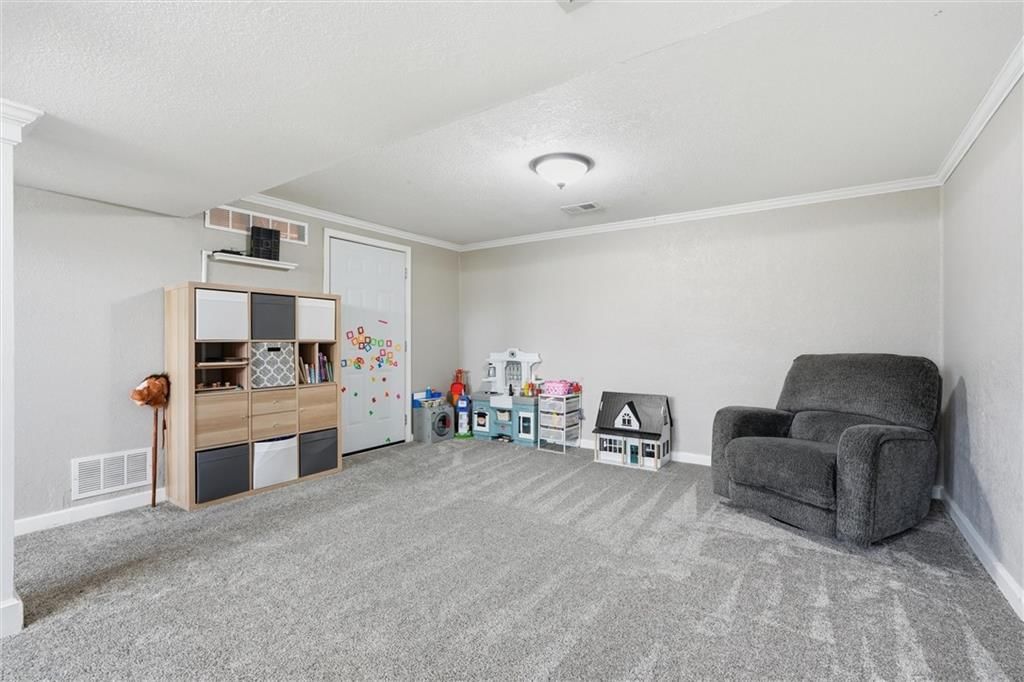12200 Hollingsworth Road — photo 18