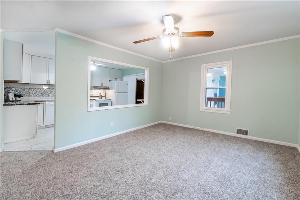 5114 Clark Street — photo 8