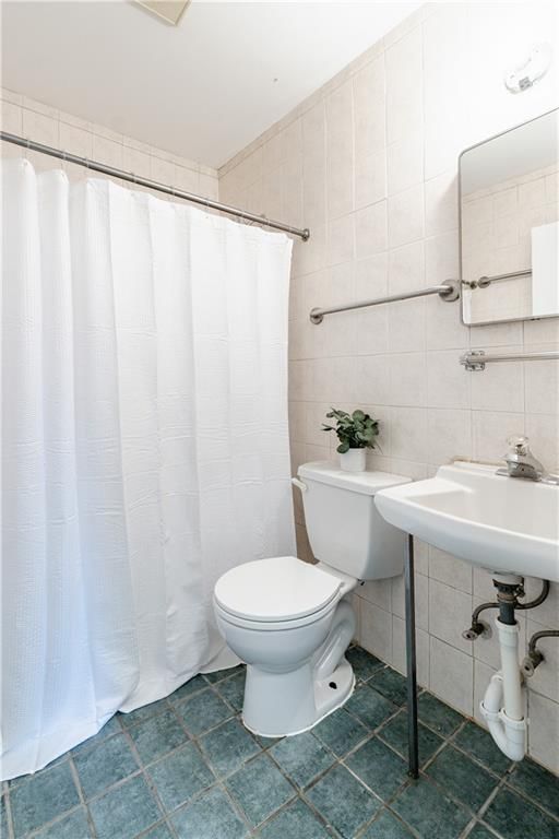 5114 Clark Street — photo 16