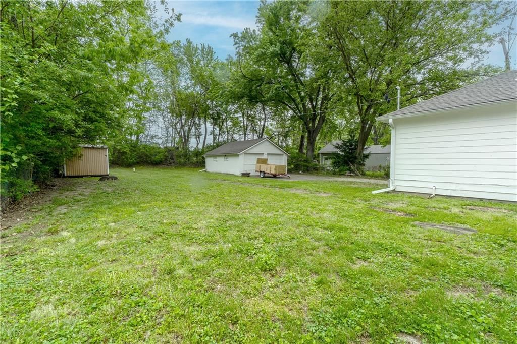 5114 Clark Street — photo 19