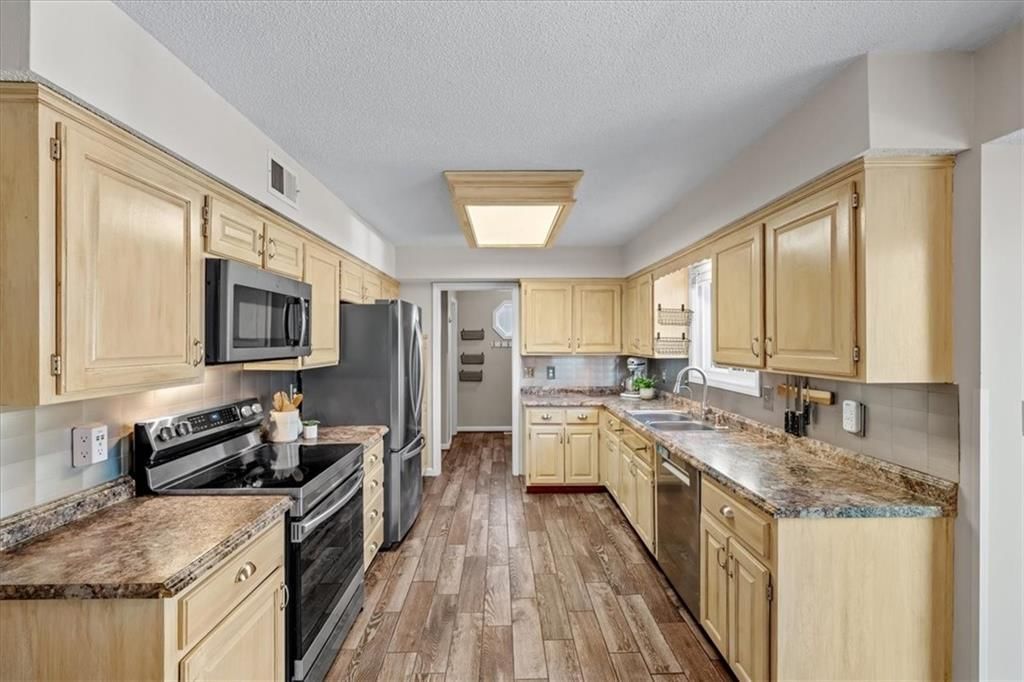 1222 E Butterfield Place — photo 11