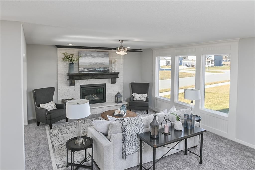 2243 W Elm Terrace — photo 15
