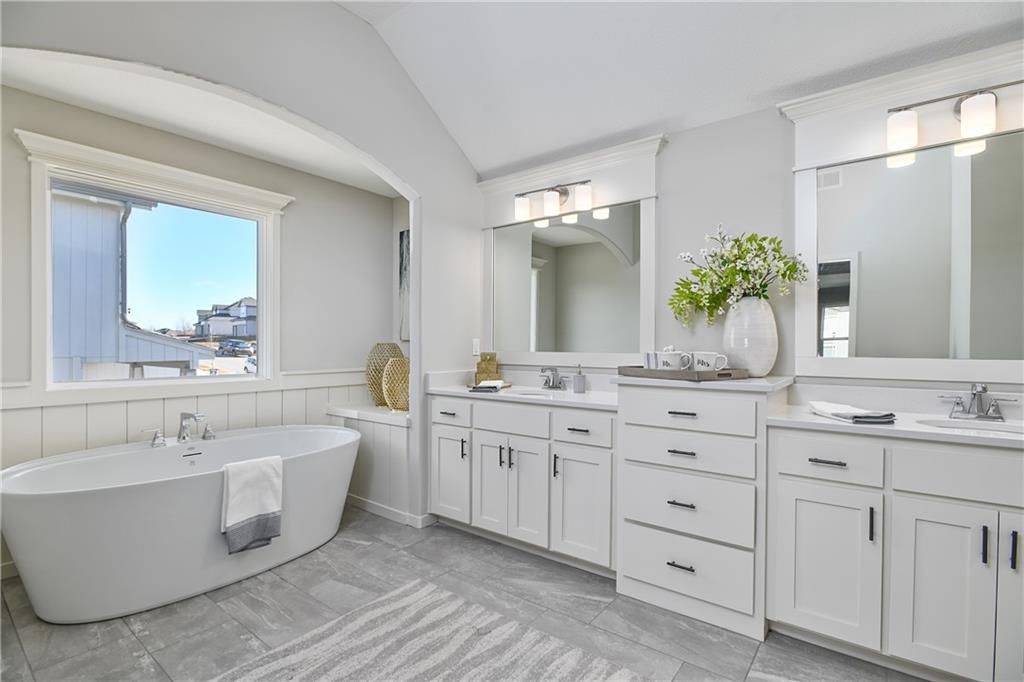 2243 W Elm Terrace — photo 35