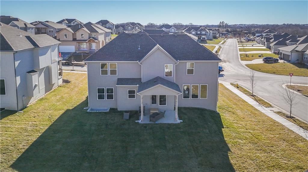 2243 W Elm Terrace — photo 49