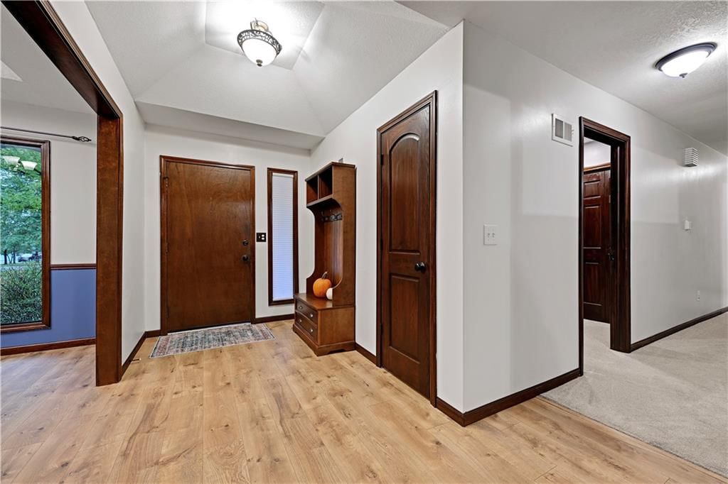 19430 Hardy Street — photo 8