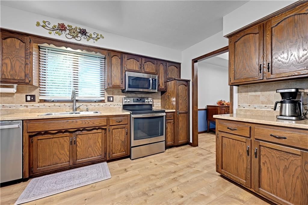 19430 Hardy Street — photo 12
