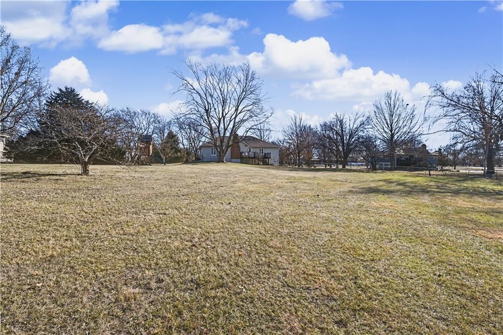 19430 Hardy Street — photo 36