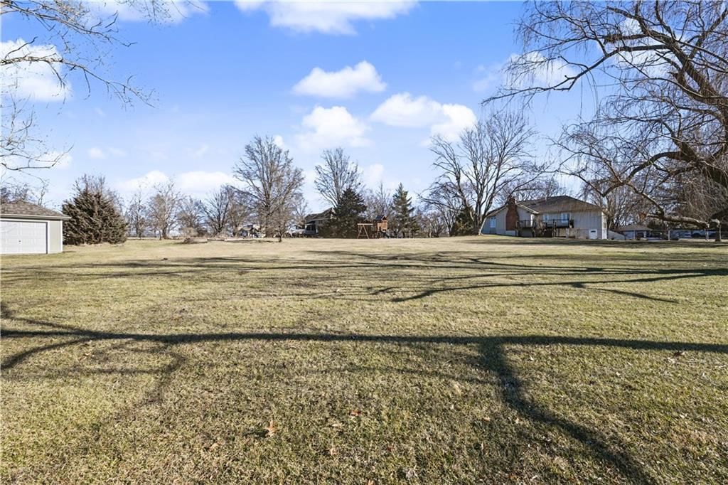 19430 Hardy Street — photo 38