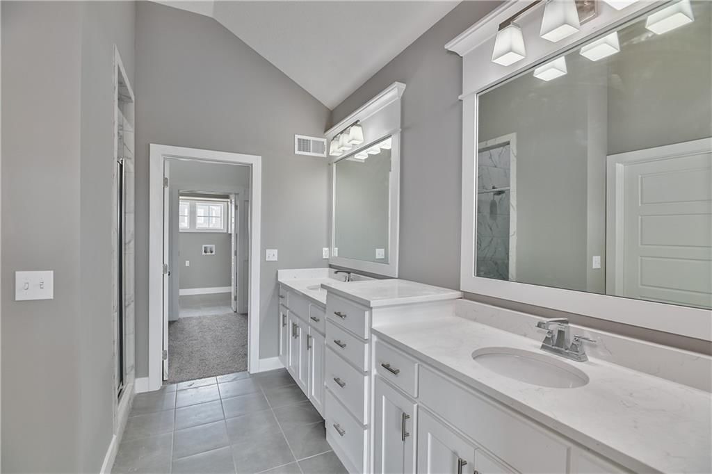 2306 W Wabash Street — photo 17