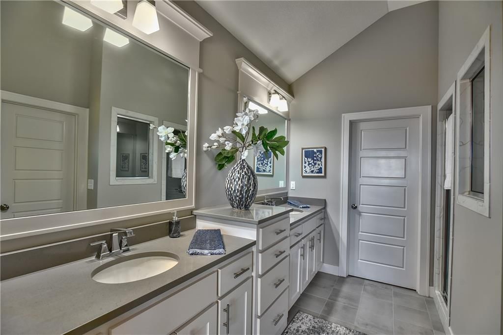 2306 W Wabash Street — photo 45