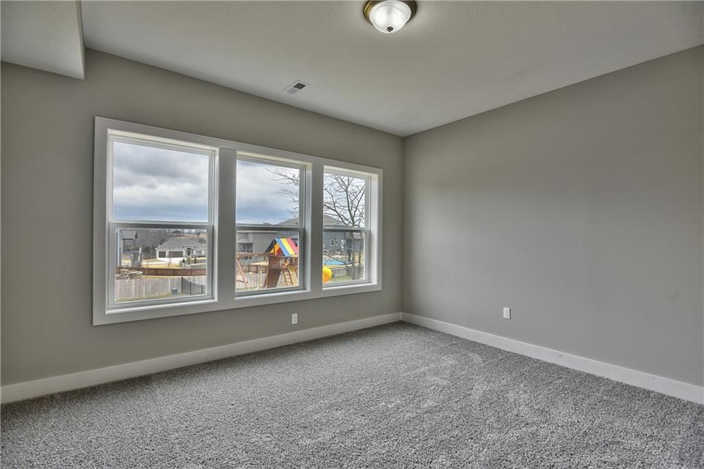 2306 W Wabash Street — photo 56