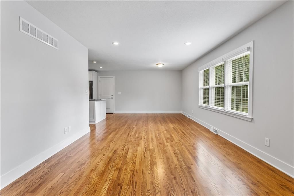 9303 Park Street — photo 10