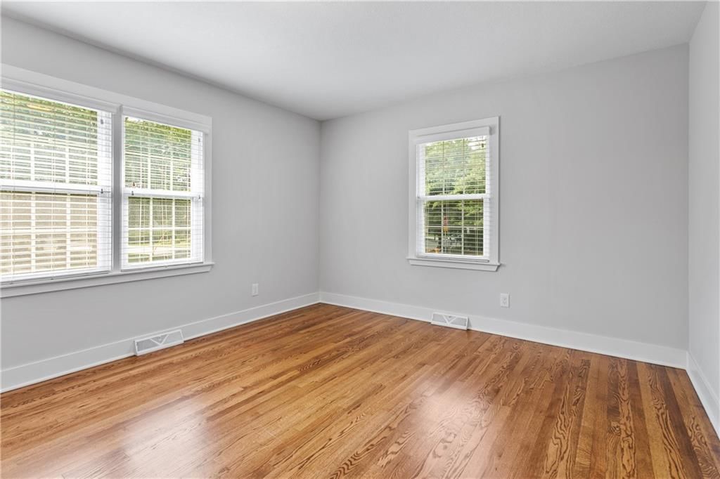 9303 Park Street — photo 16