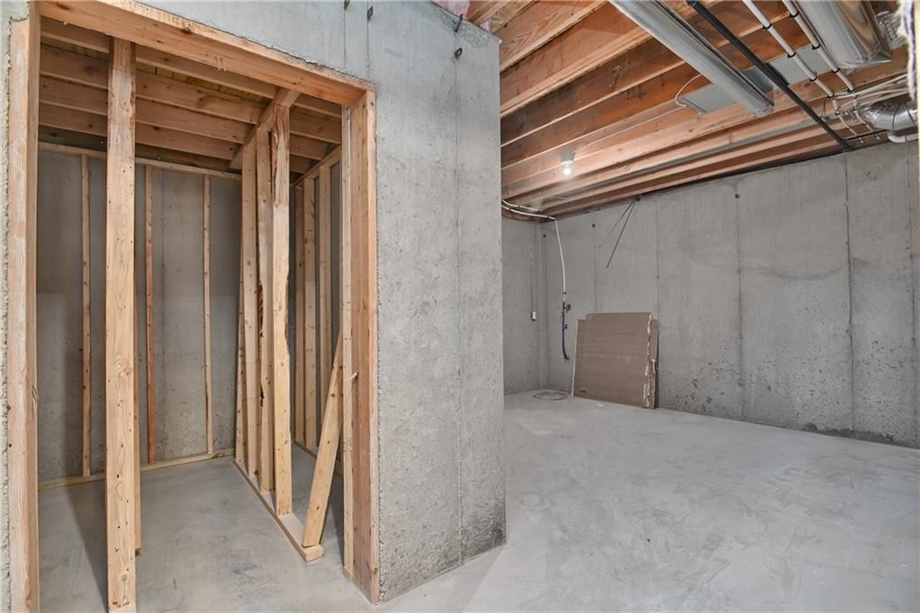 2240 W Wabash Street — photo 36