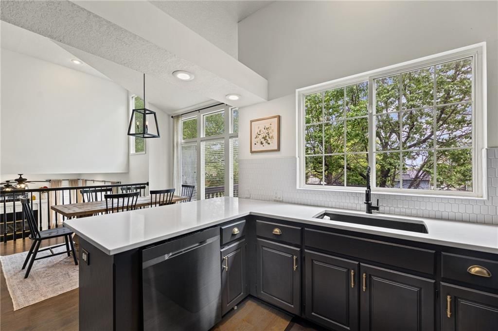 5147 Payne Street — photo 13