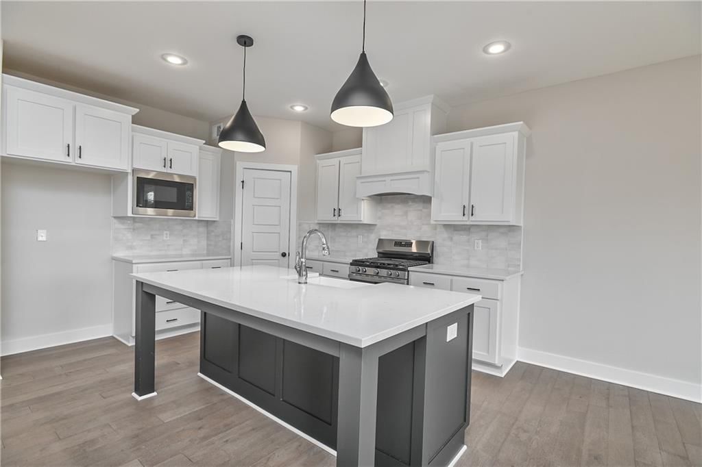 2394 W Wabash Street — photo 11
