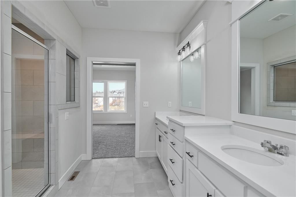 2394 W Wabash Street — photo 22