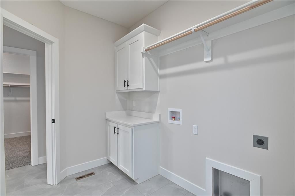 2394 W Wabash Street — photo 25