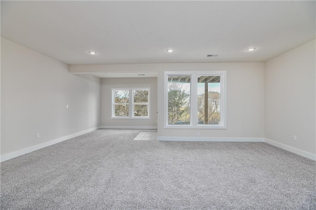 2394 W Wabash Street — photo 32