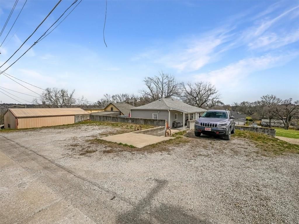 Photo 17 of 17 - 907 George Street, Atchison, KS 66002
