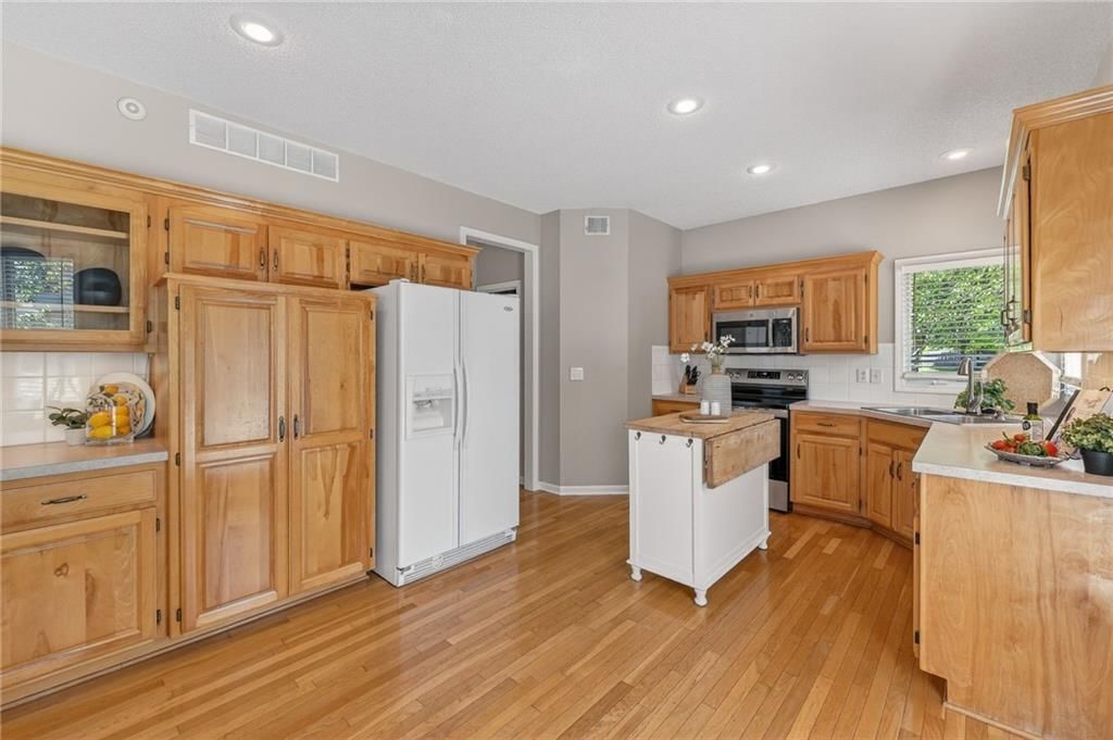 13811 W 153rd Court — photo 12