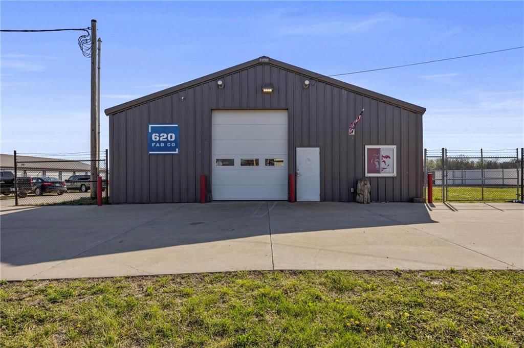 305 S Joplin Street — photo 1
