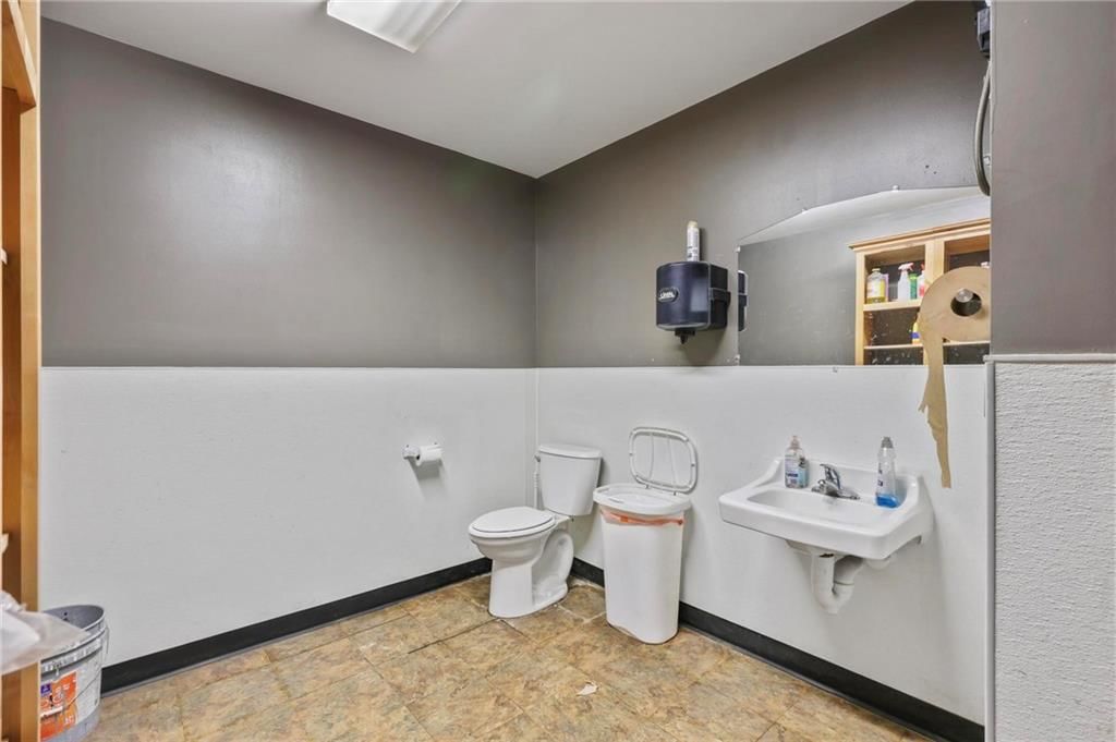 305 S Joplin Street — photo 7