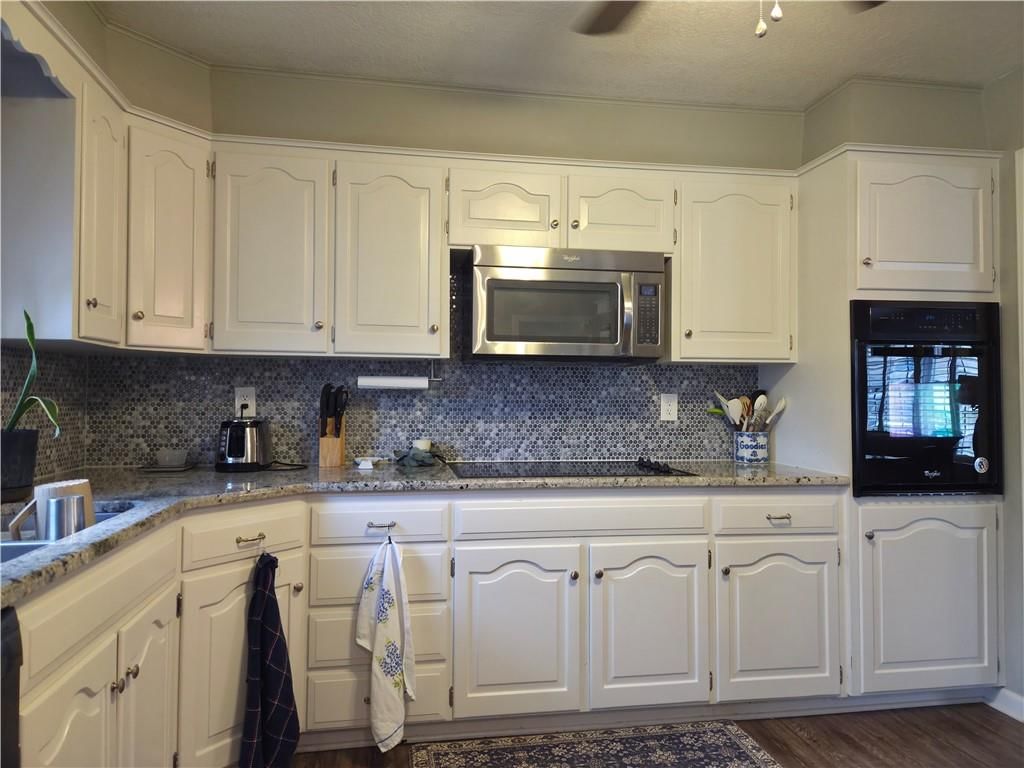 13001 Bristol Avenue — photo 9