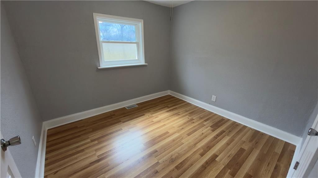 7207 E 86th Street — photo 10