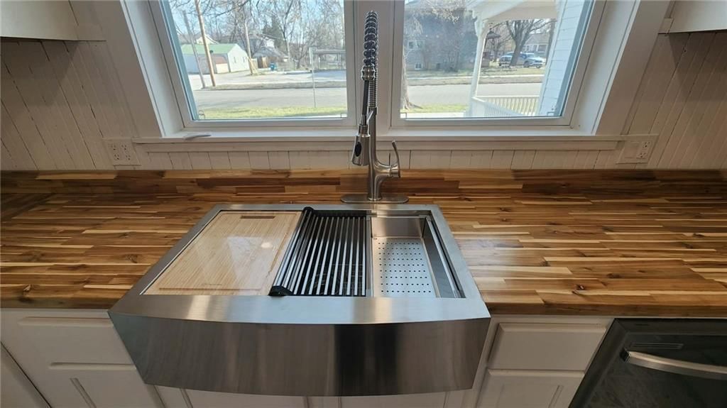 523 S Judson Street — photo 7