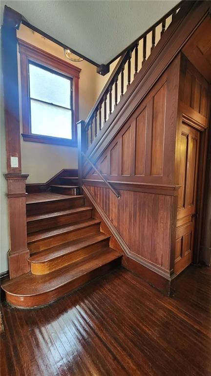 523 S Judson Street — photo 17