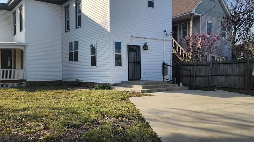 523 S Judson Street — photo 57