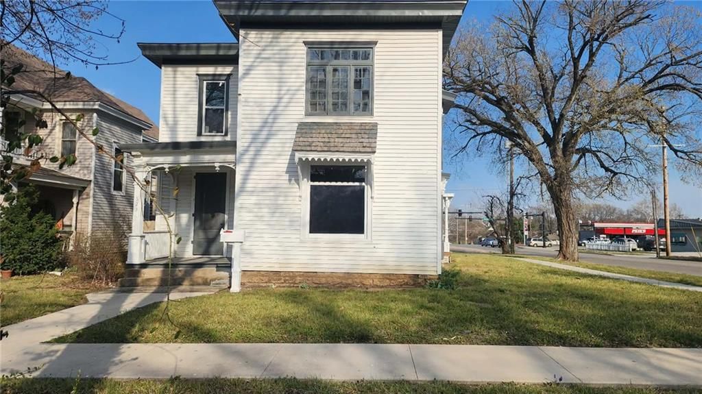 523 S Judson Street — photo 58