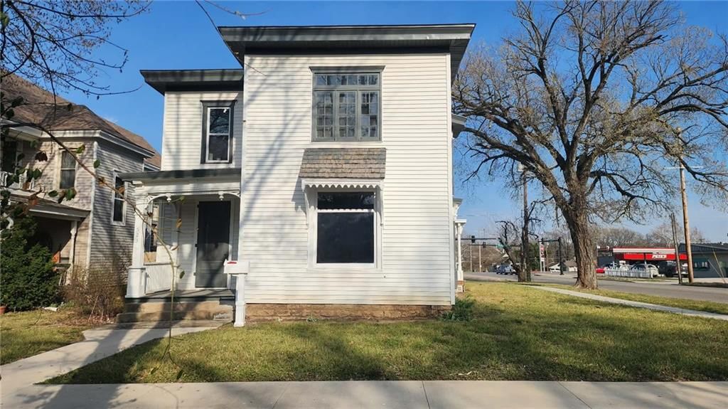 523 S Judson Street — photo 71