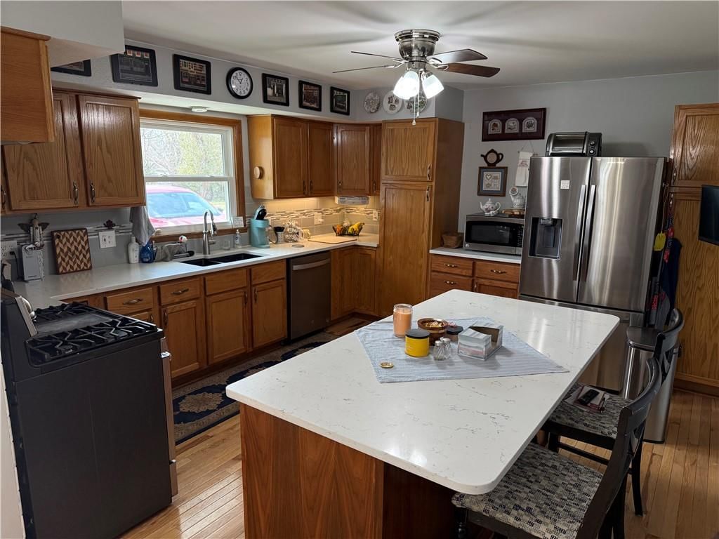 402 W 4th Street — photo 11