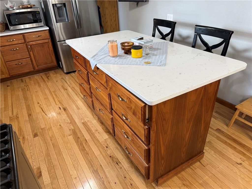 402 W 4th Street — photo 12