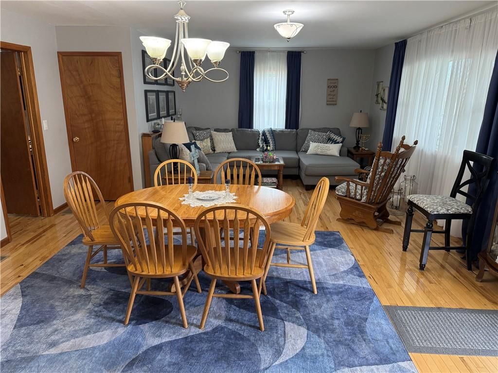 402 W 4th Street — photo 15