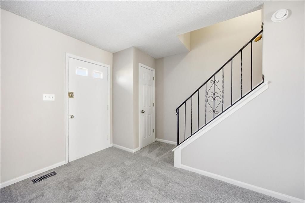 6411 E 127th Street — photo 3