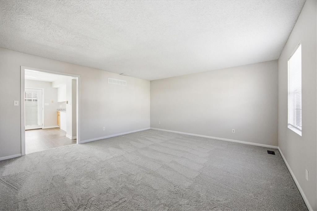 6411 E 127th Street — photo 5