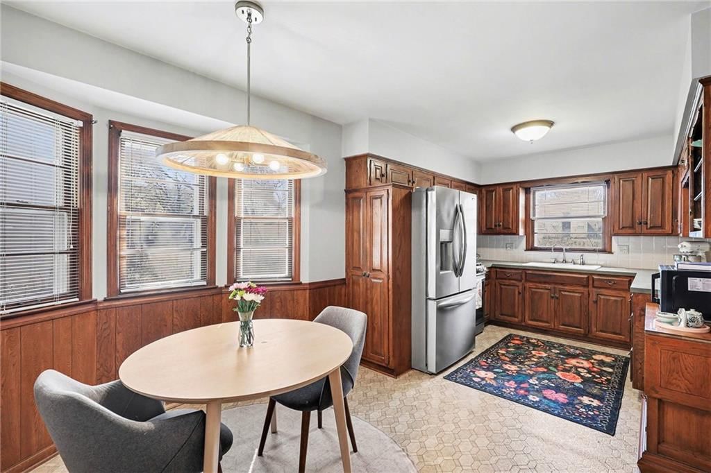 8411 W 87th Street — photo 13