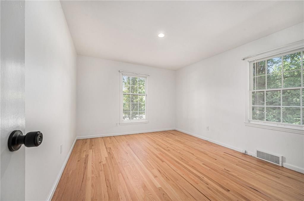 3322 W 95th Street — photo 29